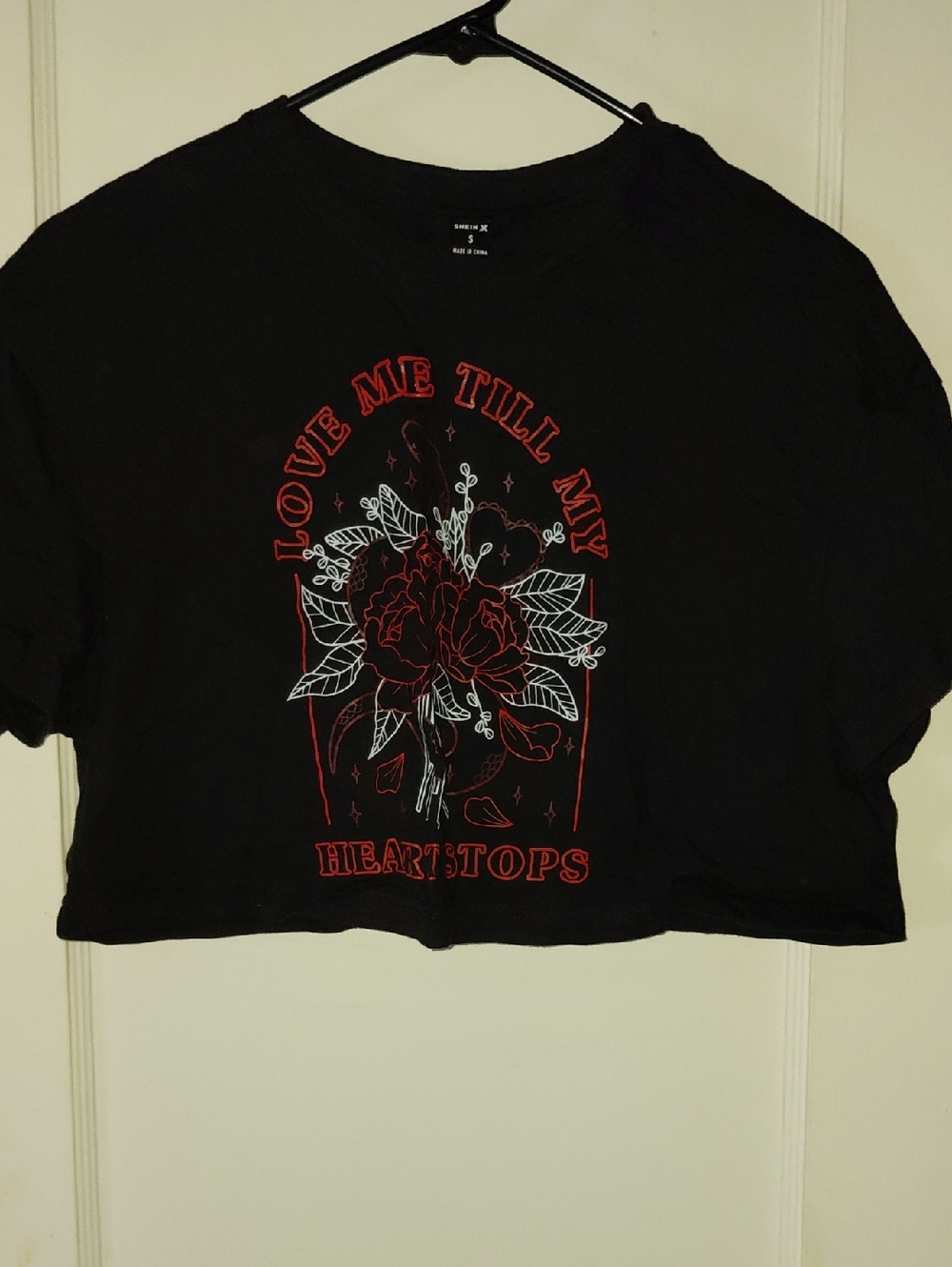 SHEIN Black Crop Tee with Red Graphic Lettering